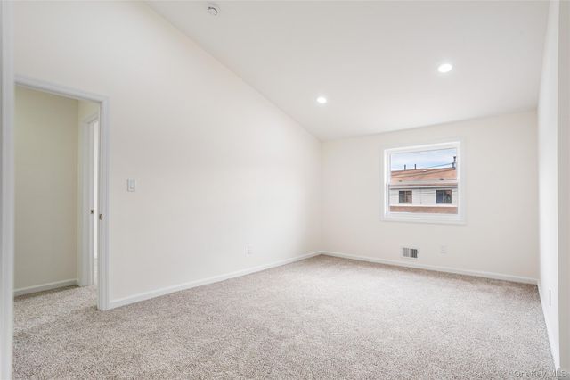 33 Marc Street, Staten Island, NY 10314