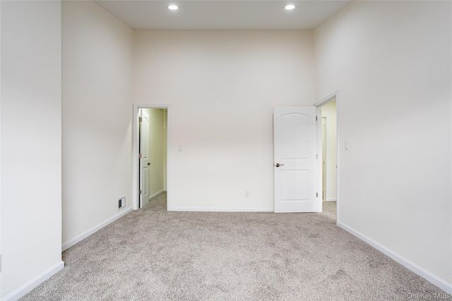 33 Marc Street, Staten Island, NY 10314