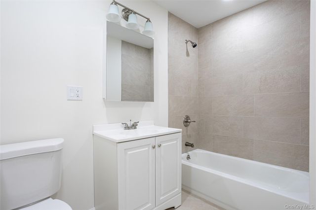 33 Marc Street, Staten Island, NY 10314
