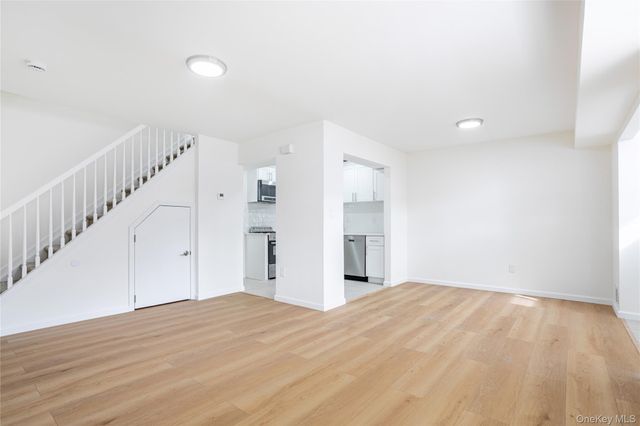 33 Marc Street, Staten Island, NY 10314
