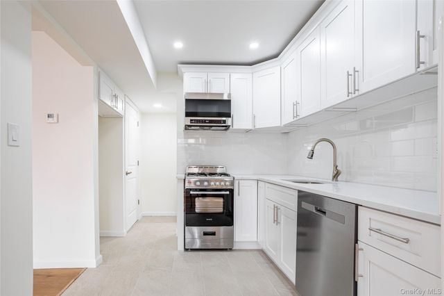 33 Marc Street, Staten Island, NY 10314