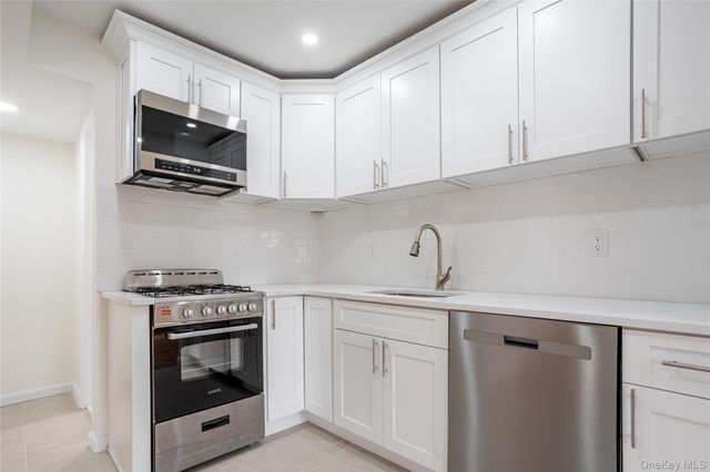 33 Marc Street, Staten Island, NY 10314