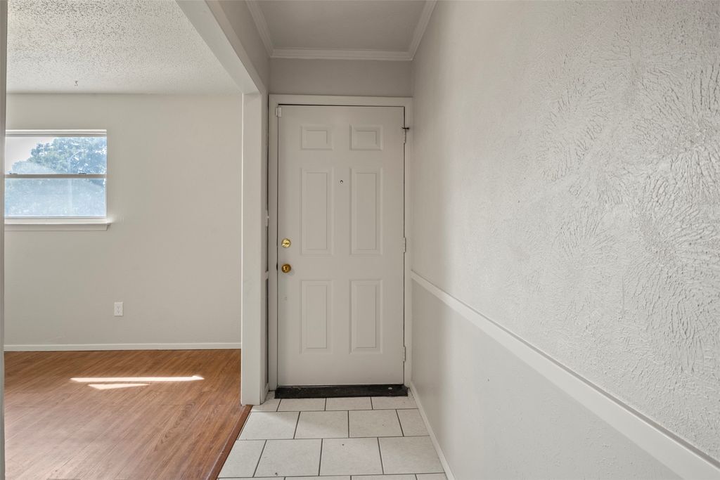 2523 Avonhill Drive, Arlington, TX 76015 — photo 4