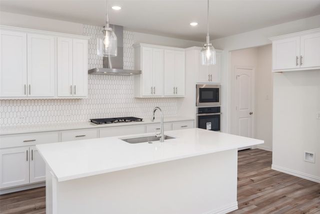 620 Blakelys Way, Fate, TX 75189