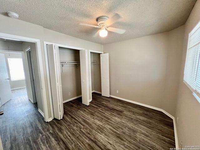 1211 CHURING DR, San Antonio, TX 78245
