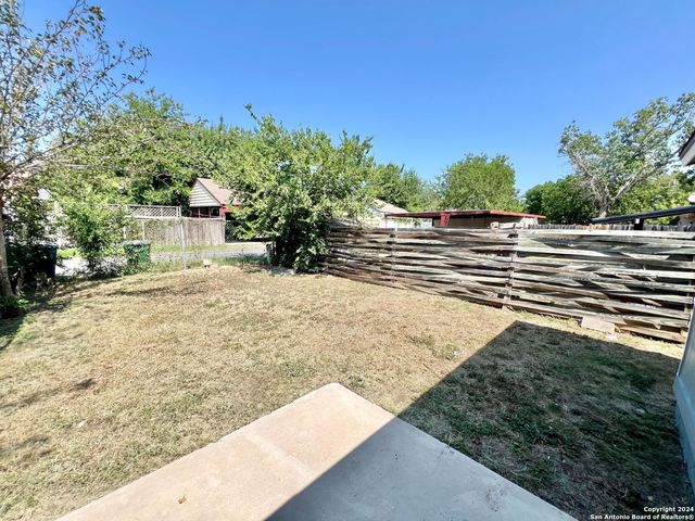 1211 CHURING DR, San Antonio, TX 78245