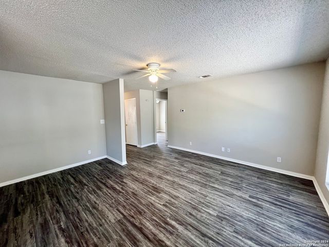 1211 CHURING DR, San Antonio, TX 78245