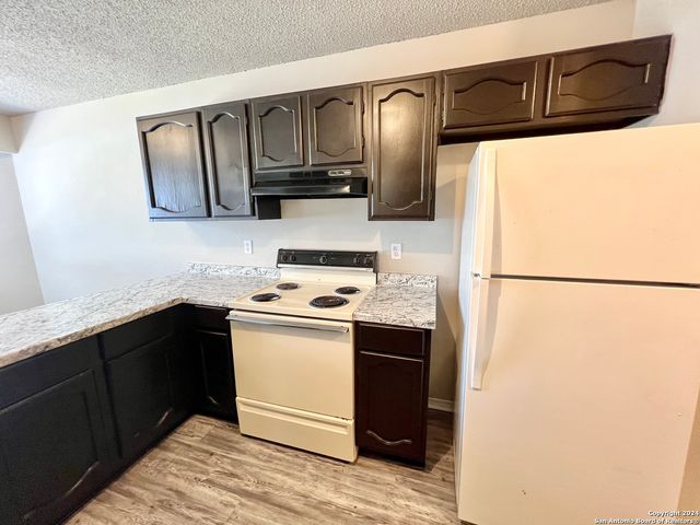 1211 CHURING DR, San Antonio, TX 78245