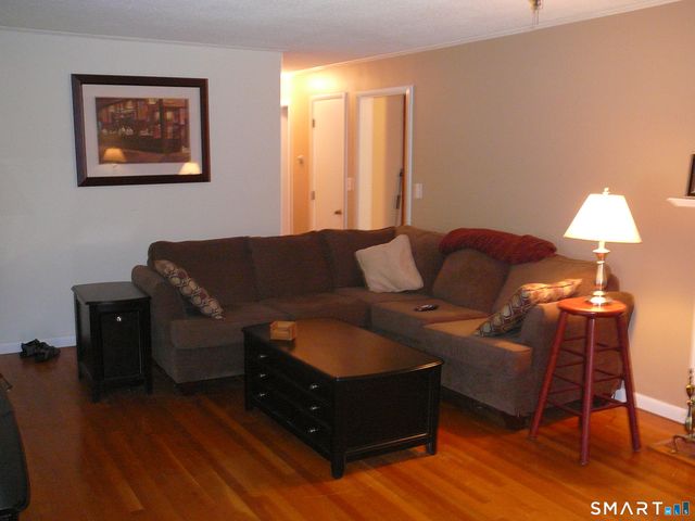 17 Juniper Ridge Drive, Waterbury, CT 06708