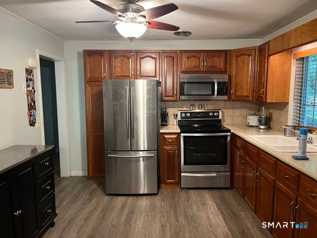 17 Juniper Ridge Drive, Waterbury, CT 06708