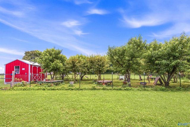26208 Highway 127, Elkmont, AL 35620