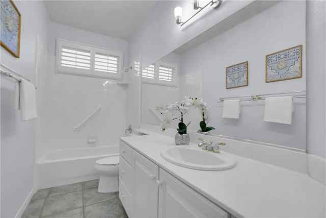 5098 S Singing Hills Dr., Banning, CA 92220