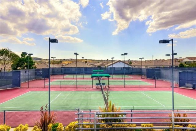 5098 S Singing Hills Dr., Banning, CA 92220