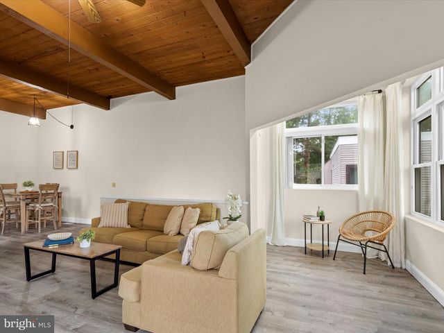 438 OCEAN PKWY #4, Berlin, MD 21811