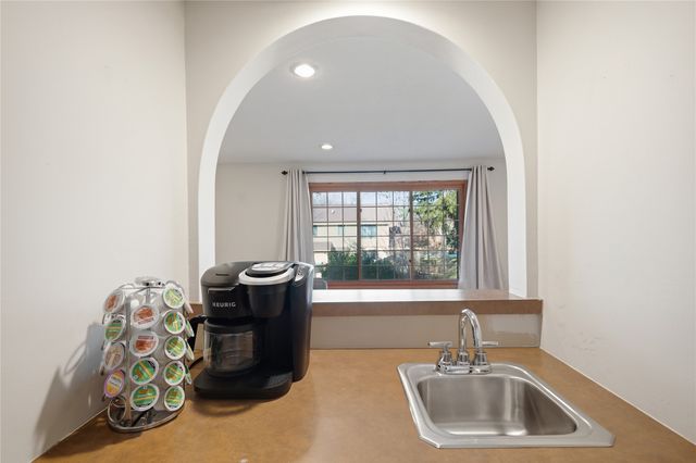 1016 45th Street, West Des Moines, IA 50266