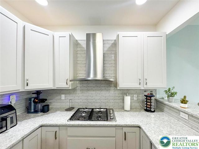 1391 Caspian Street, Allentown City, PA 18104