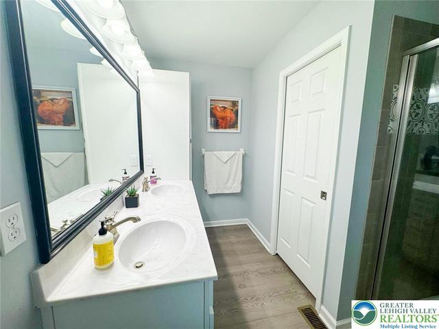 1391 Caspian Street, Allentown City, PA 18104