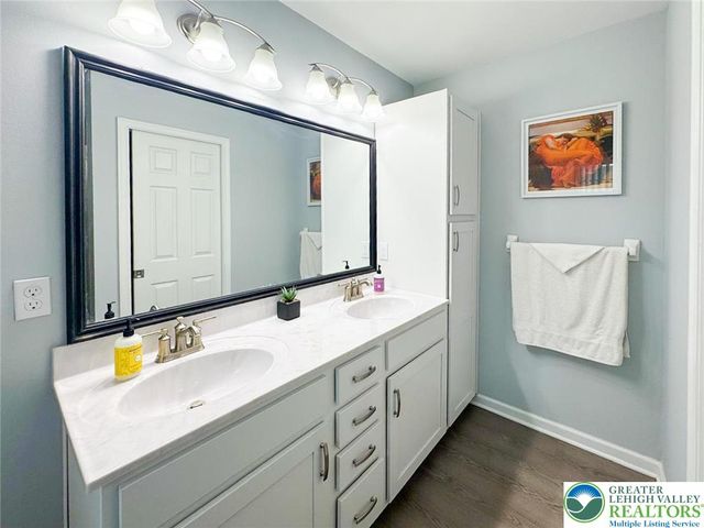1391 Caspian Street, Allentown City, PA 18104