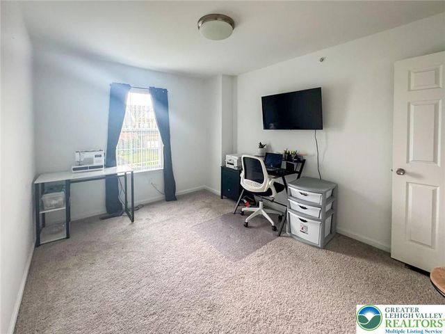 1391 Caspian Street, Allentown City, PA 18104