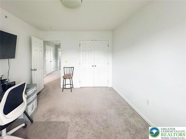 1391 Caspian Street, Allentown City, PA 18104