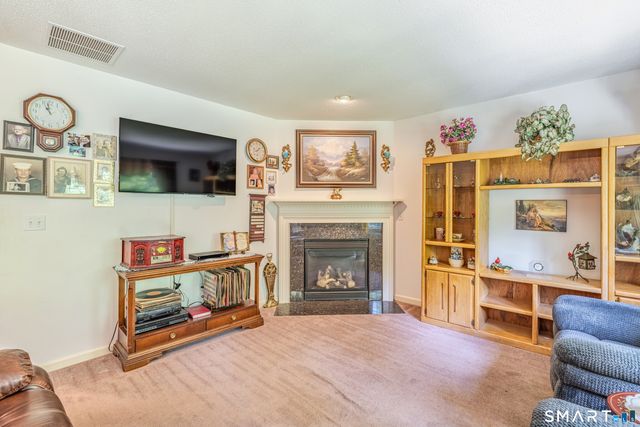 4 Aspen Place, Windham, CT 06226