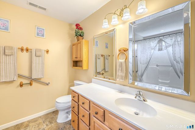 4 Aspen Place, Windham, CT 06226