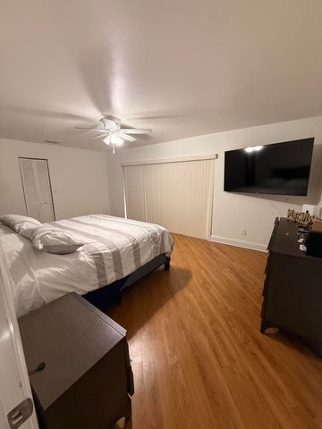1701 BAYBERRY Drive 1701, Hollywood, FL 33024