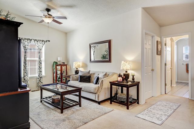 4700 Stafford Place NW, Albuquerque, NM 87120