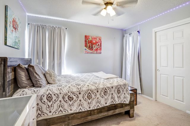 4700 Stafford Place NW, Albuquerque, NM 87120