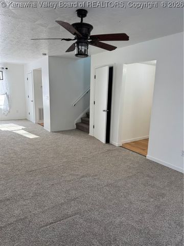 30 Left Hand Fork Road, Marmet, WV 25315