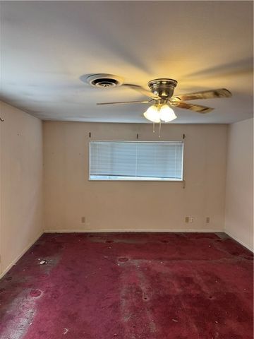 131 N Lamont St, Aransas Pass, TX 78336