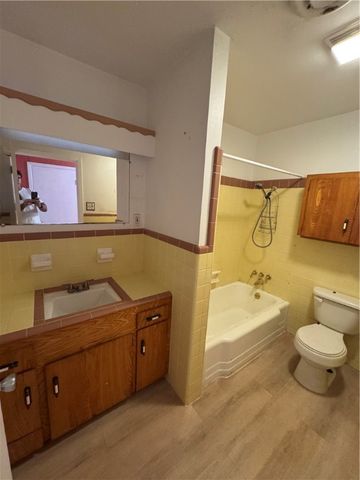 131 N Lamont St, Aransas Pass, TX 78336