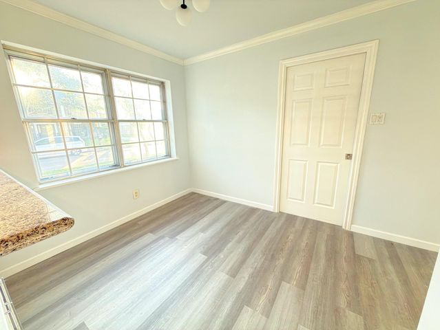 5926 Queensgate Drive, Houston, TX 77066