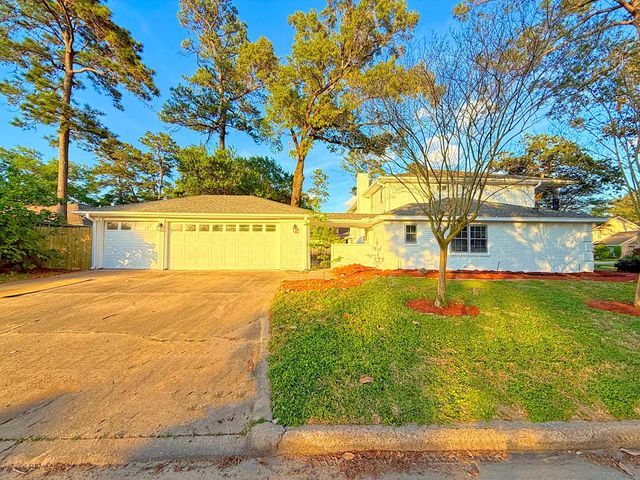 5926 Queensgate Drive, Houston, TX 77066