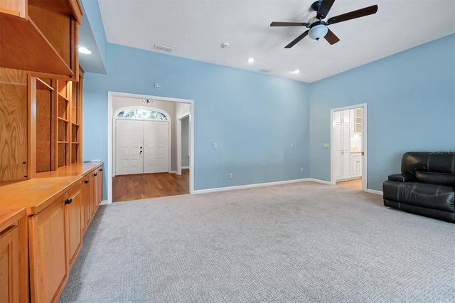44 LAKE ELOISE COURT, Winter Haven, FL 33884