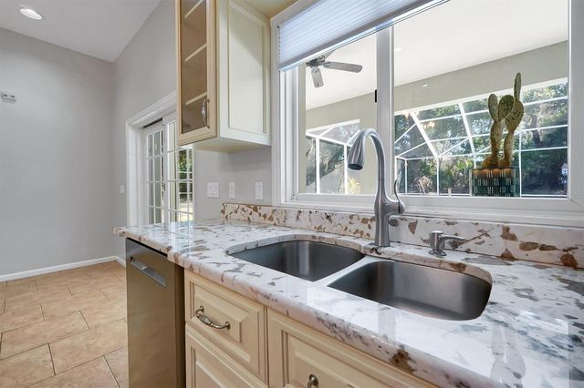 44 LAKE ELOISE COURT, Winter Haven, FL 33884