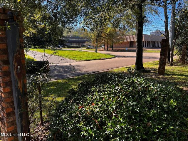 1404 Winchester Street, Jackson, MS 39211