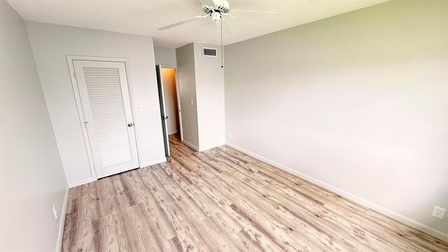 1114 Lake Terrace 205, Boynton Beach, FL 33426
