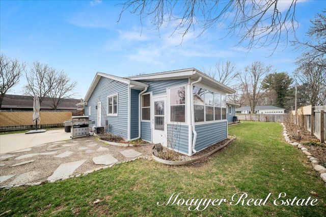 611 71st Street, Grand Rapids, MI 49548