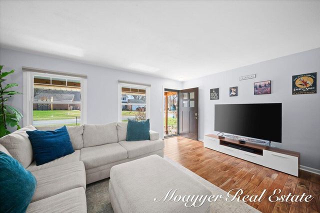 611 71st Street, Grand Rapids, MI 49548