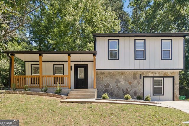 708 Greenhedge Drive, Stone Mountain, GA 30088