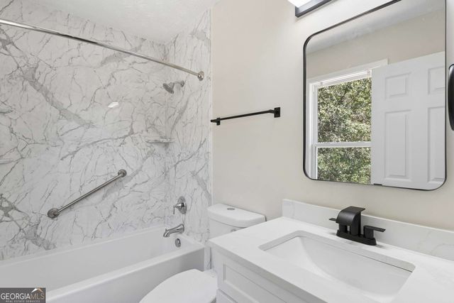 708 Greenhedge Drive, Stone Mountain, GA 30088
