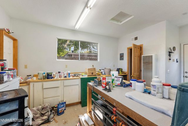 2561 Woodcrest Lane, Carson City, NV 89701