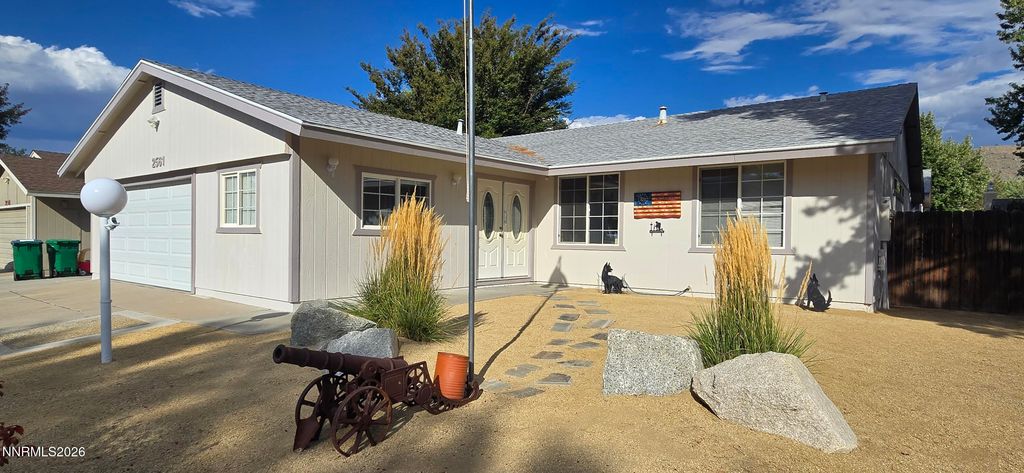 2561 Woodcrest Lane, Carson City, NV 89701