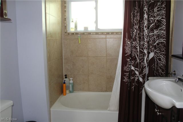 149 Noble Street W, East Canton, OH 44730