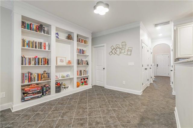 748 Carneros Circle, High Point, NC 27265