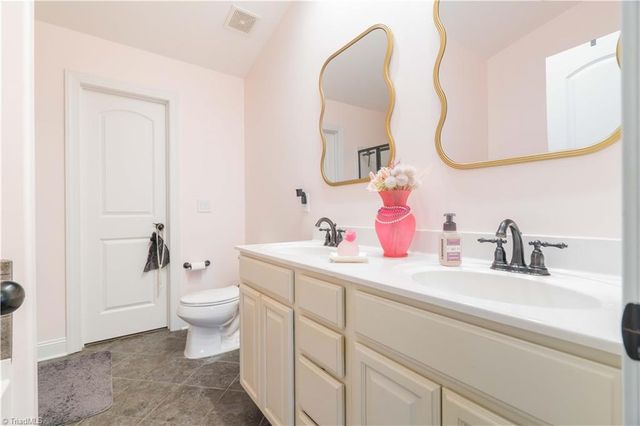 748 Carneros Circle, High Point, NC 27265
