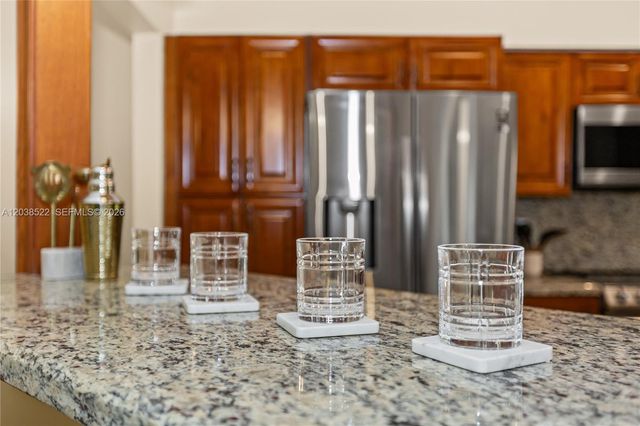 9237 NW 9th Place 9257, Plantation, FL 33324