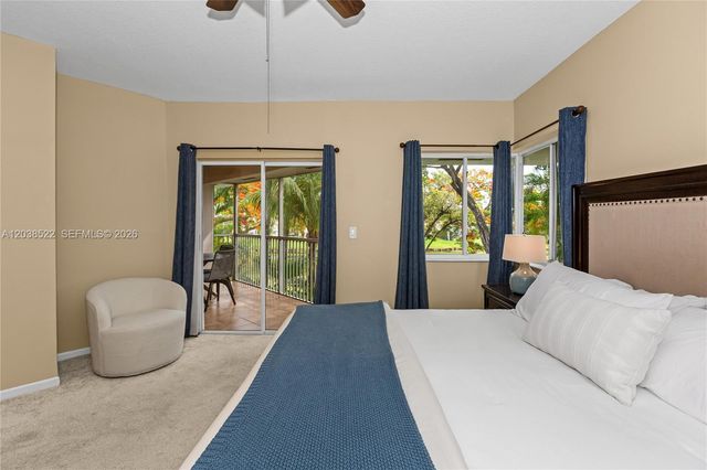 9237 NW 9th Place 9257, Plantation, FL 33324