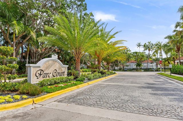 9237 NW 9th Place 9257, Plantation, FL 33324